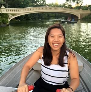 Meet your Posher, Olivia